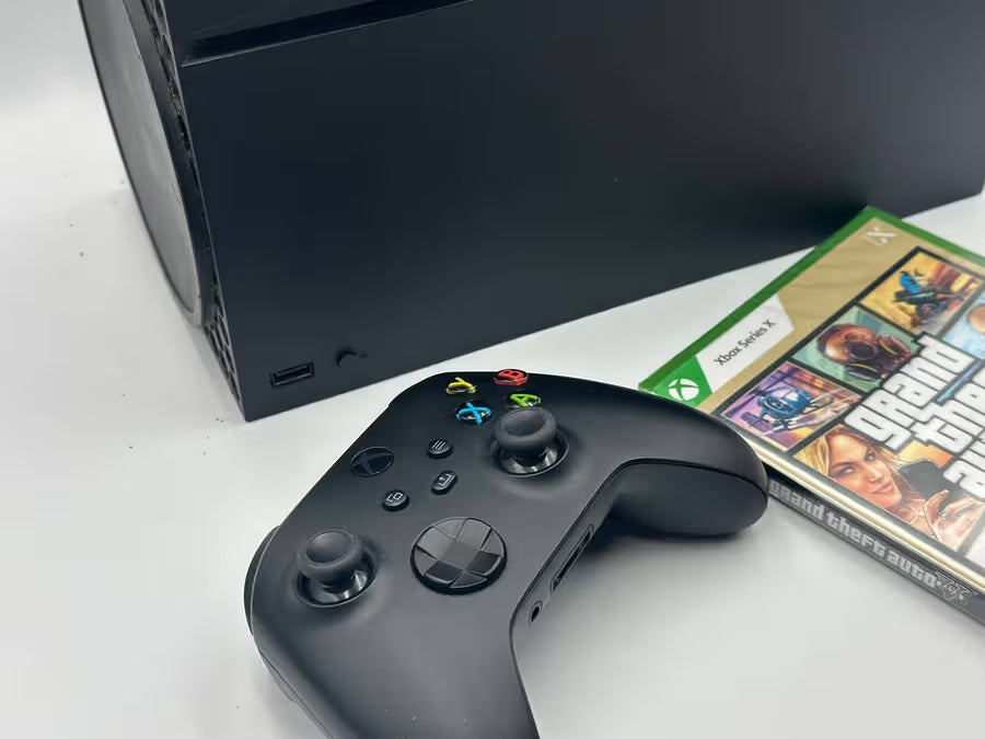 XBOX SERIES X (1TB) + GRAND THEFT AUTO V (Series X Version)